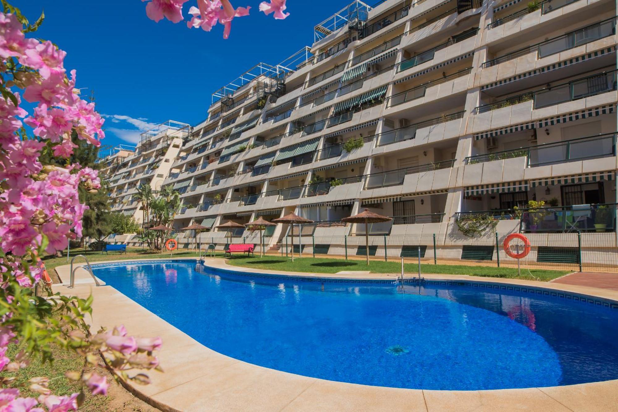 Vista Al Marparking Piscina